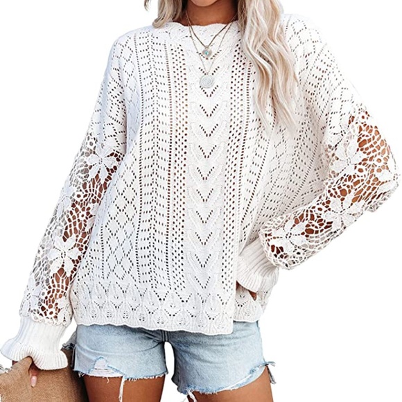 Sweaters - HP💝Women’s White Pointelle Cable Sweater lace sleeves sz medium